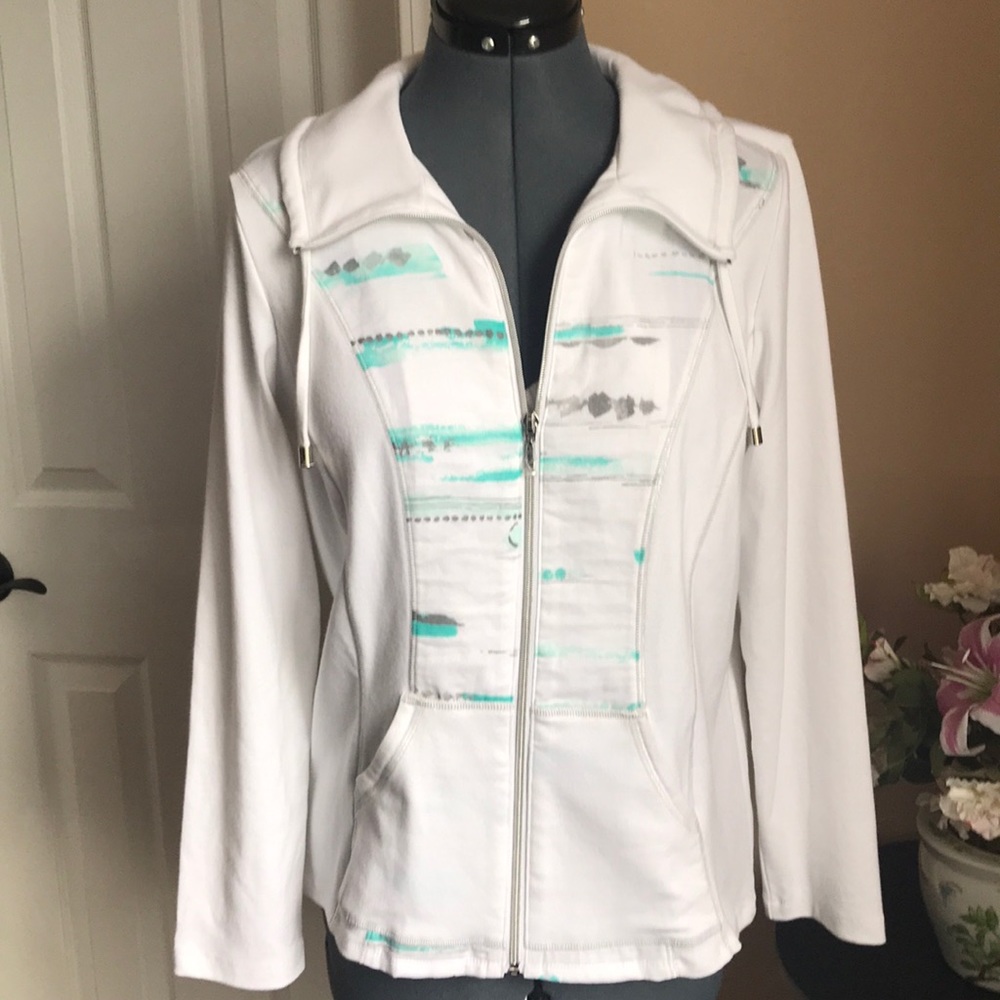 New without tags 🏷 adorable little spring jacket